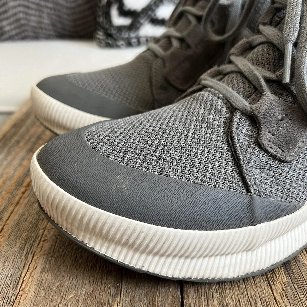 Sorel Shoes Womens Size 9.5 Gray Mesh Mid Top Walking Sneaker Boots Casual